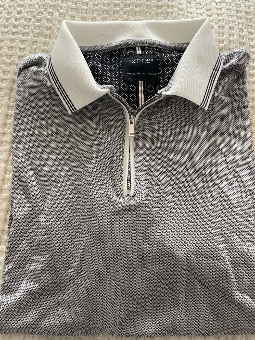 Men's cactus man zip up shirt